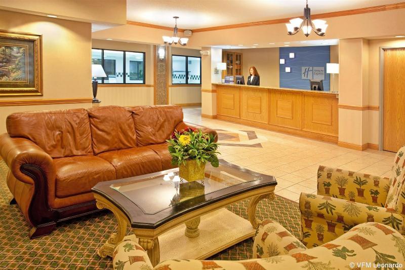 Holiday Inn Express Hotel & Suites Elkhart-South Экстерьер фото