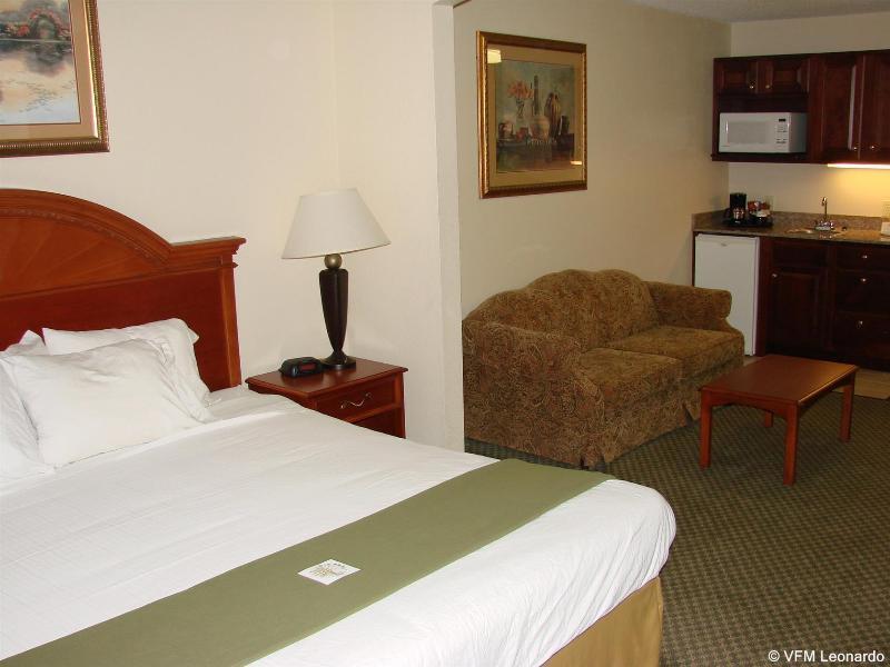 Holiday Inn Express Hotel & Suites Elkhart-South Экстерьер фото